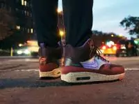 nike wmns air max 1 mid sneaker ice light